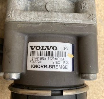ТОРМОЗНОЙ КЛАПАН - VOLVO FH 4 21761966