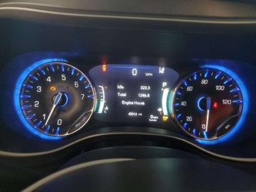 Chrysler Pacifica II 2022 Chrysler Pacifica Touring L, 2022r., 3.6L 3.6 Benzyna 287KM, zdjęcie 10