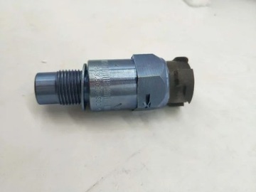 Siłownik 88940-47011 do Toyota Prius 2016-2018 dl