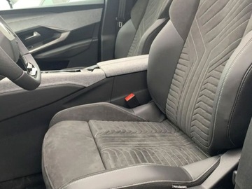 Peugeot 3008 III 2025 Od ręki - GT 1.2 mHEV 145KM / Pakiet Bezpieczeństwo, Zimowy, Hi-Fi, zdjęcie 6