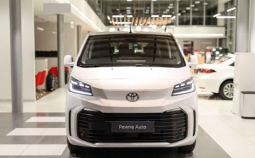 Toyota 2024 Toyota Proace Verso Verso 2.0 D4-D Long Business 2.0 Diesel 144KM, zdjęcie 1