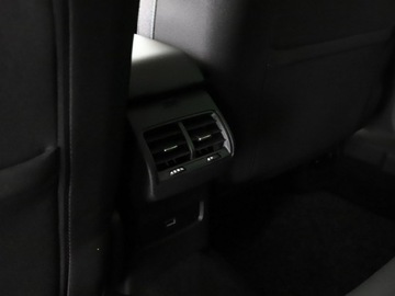 Citroen C4 III SUV 1.2 PureTech 130KM 2023 Citroen C4 automat kamera FullLED tempomat, zdjęcie 37