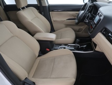 Mitsubishi Outlander III SUV Facelifting 2017 2.0 150KM 2019 Mitsubishi Outlander 2.0, Salon Polska, zdjęcie 8