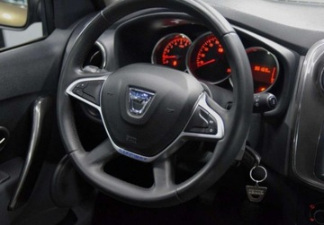 Dacia Sandero II Hatchback 5d Facelifting 0.9 TCe 90KM 2017 Dacia Sandero Stepway Benzyna Klimatyzacja Duze radio Zarejestrowany 90KM, zdjęcie 17