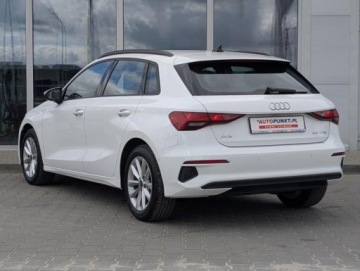 Audi A3 8Y Sportback 1.5 35 TFSI 150KM 2023 Audi A3 Sportback, zdjęcie 2