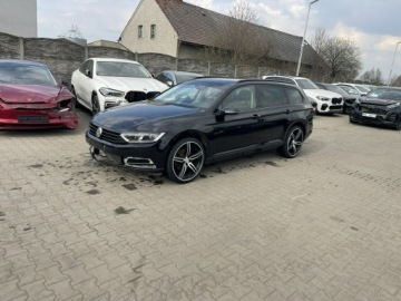 Volkswagen Passat B8 Variant 2.0 TDI 150KM 2015 Volkswagen Passat Variant Highline Automat Podgrz., zdjęcie 2