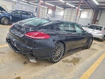 Porsche Panamera I Limuzyna Facelifting 3.6 310KM 2016 Porsche Panamera 2 2016 3.6 Benzyna 310KM, zdjęcie 3