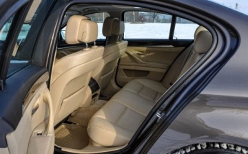 BMW Seria 5 F10-F11 Limuzyna 530d 245KM 2010 BMW Seria 5 3,0d (245KM) Automat Skory 3.0 Diesel 245KM, zdjęcie 7