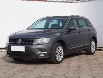 Volkswagen Tiguan II SUV 2.0 TDI 150KM 2019 VW Tiguan 2.0 TDI, DSG, Navi, Klima, Klimatronic, zdjęcie 1