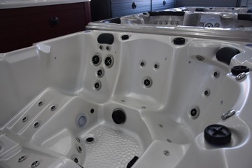 Джакузи Garden SPA / Бассейн / Ванна Майорка