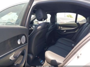 Mercedes Klasa E W213 2019 Mercedes-Benz Klasa E 2019 MERCEDES-BENZ E 300 2.0 Benzyna 241KM, zdjęcie 14