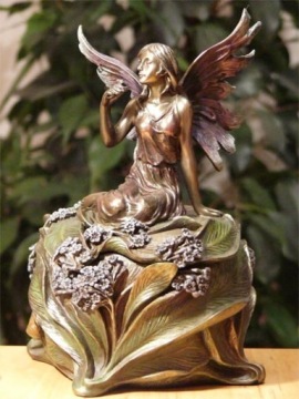 КРАСИВАЯ КОРОБКА и ангелочек, подарок на ДЕНЬ ВАЛЕНТИНА