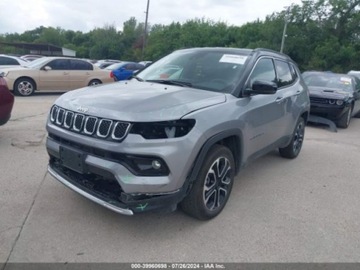 Jeep Compass II 2024 Jeep Compass 2024r, Limited, 4x4, 2.0L 2.0 Benzyna 200KM, zdjęcie 3