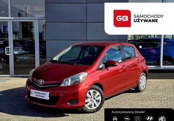 Toyota Yaris III Hatchback 5d 1.0 VVT-i 69KM 2013 Toyota Yaris 1.0 PB 69KM Life Salon PL Serwis ASO Gwarancja Benzyna 69KM