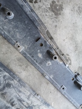 КРЫШКА ШАССИ AUDI A4 B6 ПРАВАЯ 8E0825208C