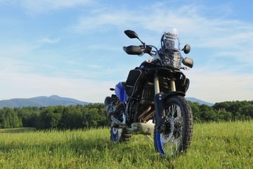 Обратите внимание на защитные дуги Yamaha Tenere 700 (1680D) FLUO.