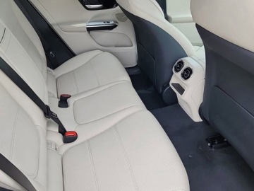 Mercedes GLC C254/X254 2026 GLC Coupe 200 d 4-Matic Avantgarde 2.0 (163KM) 2026, zdjęcie 11