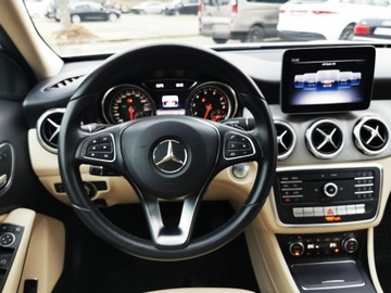 Mercedes GLA I Off-Roader Facelifting 2.0 250 211KM 2018 MERCEDES GLA 250 / 2.0 Benzyna / 211 KM / Automatyczna skrzynia biegów, zdjęcie 30