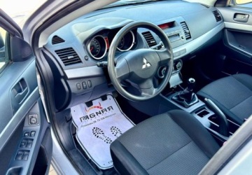 Mitsubishi Lancer IX Sedan 1.5 MIVEC 109KM 2010 Mitsubishi Lancer UDOKUMENTOWANY PRZEBIEG 1 wlasciciel BEZWYPADKOWY klimat, zdjęcie 5