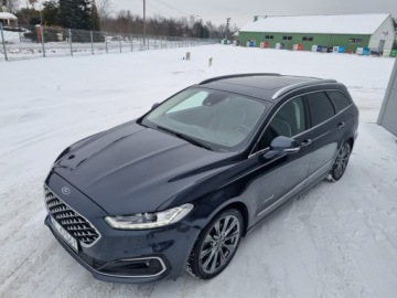 Ford Mondeo V Kombi Facelifting 2.0 Hybrid 187KM 2019 FORD MONDEO 2.0 Hybrid Vignale Panorama Zarejestrowany Bezwypadek, zdjęcie 17