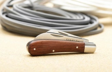 НОЖ ЭЛЕКТРИКА С ДВОЙНЫМ ЛЕЗВИЕМ STANLEY