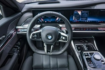 BMW Seria 7 G70 Sedan 3.0 40d 299KM 2025 BMW 740 xDrive Limuzyna DEMO, zdjęcie 15