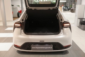 Toyota Prius V (XW60) 2.0  Hybrid Dynamic Force Plug-in 223KM 2023 Toyota Prius Plug-in Hybrid 2.0 Hybryda Plug-in 223KM, zdjęcie 15