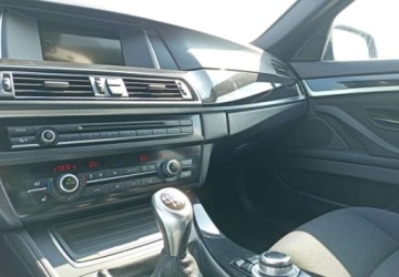 BMW Seria 5 F10-F11 Limuzyna 520d 184KM 2014 BMW Seria 5 BMW Seria 5 520d Blue Performance 2.0 Diesel 184KM, zdjęcie 11