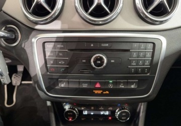 Mercedes GLA I Off-roader 1.6 200 156KM 2016 Mercedes-Benz GLA 1.6T 156KM M6 2016 r., salon PL, komplet kol, przebieg t, zdjęcie 24