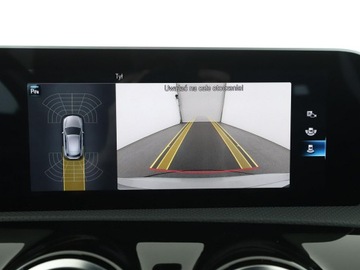 Mercedes Klasa A W177/V177 Hatchback AMG 2.0 A35 306KM 2020 Mercedes A 35 AMG A35 AMG 4MATIC 306KM Automat, zdjęcie 30