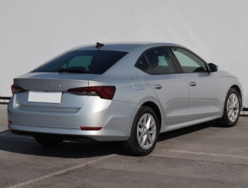 Skoda Octavia IV Liftback 1.5 TSI EVO 150KM 2022 Skoda Octavia 1.5 TSI, Salon Polska, zdjęcie 4