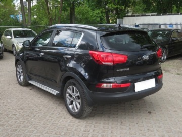 Kia Sportage III SUV Facelifting 1.6 GDI 135KM 2015 Kia Sportage 1.6 GDI, Skóra, Xenon, Klima, zdjęcie 3