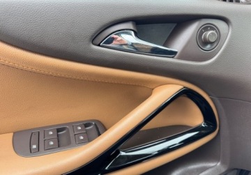 Opel Zafira C Tourer 1.6 CDTI ECOTEC 136KM 2014 Opel Zafira bezwypadek1wlascicielorg lakierBIZNES EDITIONbordo perlajak no, zdjęcie 5