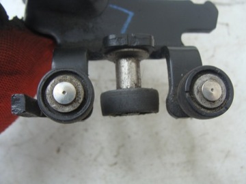 WÓZEK ROLKA ROLKI ŚRODKOWA DRZWI LEWYCH LEWA PEUGEOT 1007 USZKODZONY