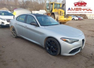 Alfa Romeo Giulia II Sedan Facelifting 2.0 Turbo 280KM 2020 Alfa Romeo Giulia Sport 2020 2.0 Benzyna 280KM