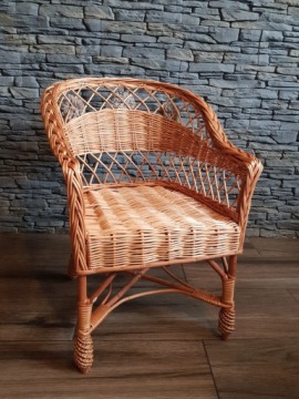 WICKER CHAIR, детский стул с помпоном