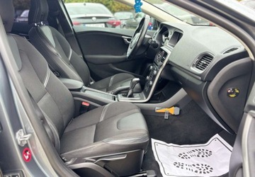 Volvo V40 II Cross Country 2.0 D2 DRIVE-E 120KM 2016 Volvo V40 2016r. 2.0 Diesel 120KM, zdjęcie 17