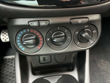 Opel Corsa E Hatchback 3d 1.4 Turbo 100KM 2018 Opel Corsa 1.4 benzyna 100 KM 6 biegow czarny dach zadbany mozliwa zamia, zdjęcie 12