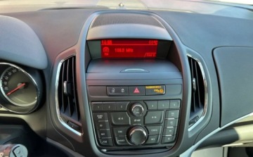 Opel Zafira C Tourer 1.4 Turbo ECOTEC 120KM 2013 Opel Zafira 2013R, 1.4T 120KM, Tempomat, Klima, Alu, PDC Zarejestorwana w, zdjęcie 23