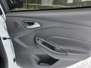 Ford Focus III RS 2.3 EcoBoost 350KM 2017 FORD FOCUS III RS 2.3l EcoBoost RS 350KM * 4X4 / AWD * Przebieg: 118,727km, zdjęcie 30