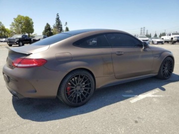 Mercedes Klasa C W205 2017 Mercedes-Benz Klasa C 63 AMG-S 2017 4.0l 4.0 Benzyna 503KM, zdjęcie 3