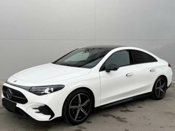 Mercedes CLA C118/X118 2025 MERCEDES-BENZ CLA 180 AMG line Sedan 1.5 (136KM) 2025, zdjęcie 1
