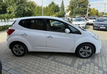 Kia Venga 2017 Kia Venga Rej.03.2018r 1,6 125KM Klima Navi Kamera Kola latozima 1.6, zdjęcie 4