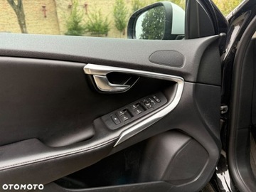 Volvo V40 II Hatchback Facelifting 2.0 D3 150KM 2018 Volvo V40 Volvo V40 D3 Inscription 2.0 Diesel 150KM, zdjęcie 25