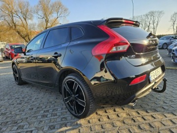 Volvo V40 II Hatchback Facelifting 2.0 D3 150KM 2019 Volvo V40 2.0 Diesel 150KM, zdjęcie 3