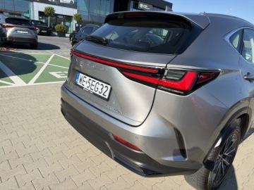 Lexus NX II SUV Facelifting 2.5 350h 243KM 2024 Lexus NX 350h Elegance 2WD II (2021-) NX350h Elega, zdjęcie 8