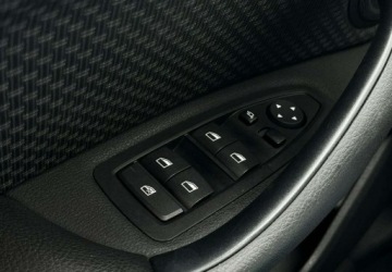 BMW X1 F48 Crossover Plug-In 1.5 25e 220KM 2021 BMW X1 Maly przebieg Faktura VAT 23 1.5 Hybryda Plug-in 220KM, zdjęcie 17