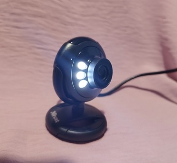 Веб-камера Trust SpotLight Pro, микрофон 1,3 МП