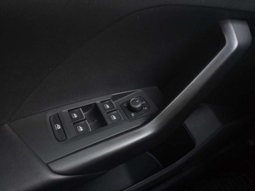 Volkswagen T-Cross SUV 1.5 TSI 150KM 2022 Volkswagen T-Cross 1.5TSI 150KM FV23 DSG Style Pakiety: Tech - Komfort - Z, zdjęcie 8