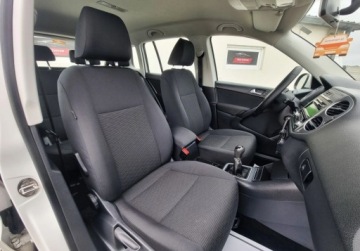 Volkswagen Tiguan I SUV Facelifting 2.0 TDI CR DPF BlueMotion 110KM 2013 Volkswagen Tiguan LIFT Sliczny 2.0 TDI Bogata Wersja ORYGINAL Zadbany SERW, zdjęcie 7